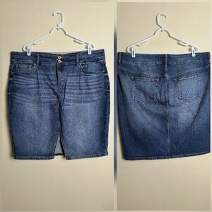 Torrid Denim First At Fit Dark Blue Denim Skirt Size 20